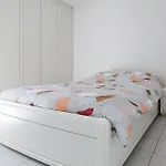 Lovely Apartment In Oostende With Kitchen