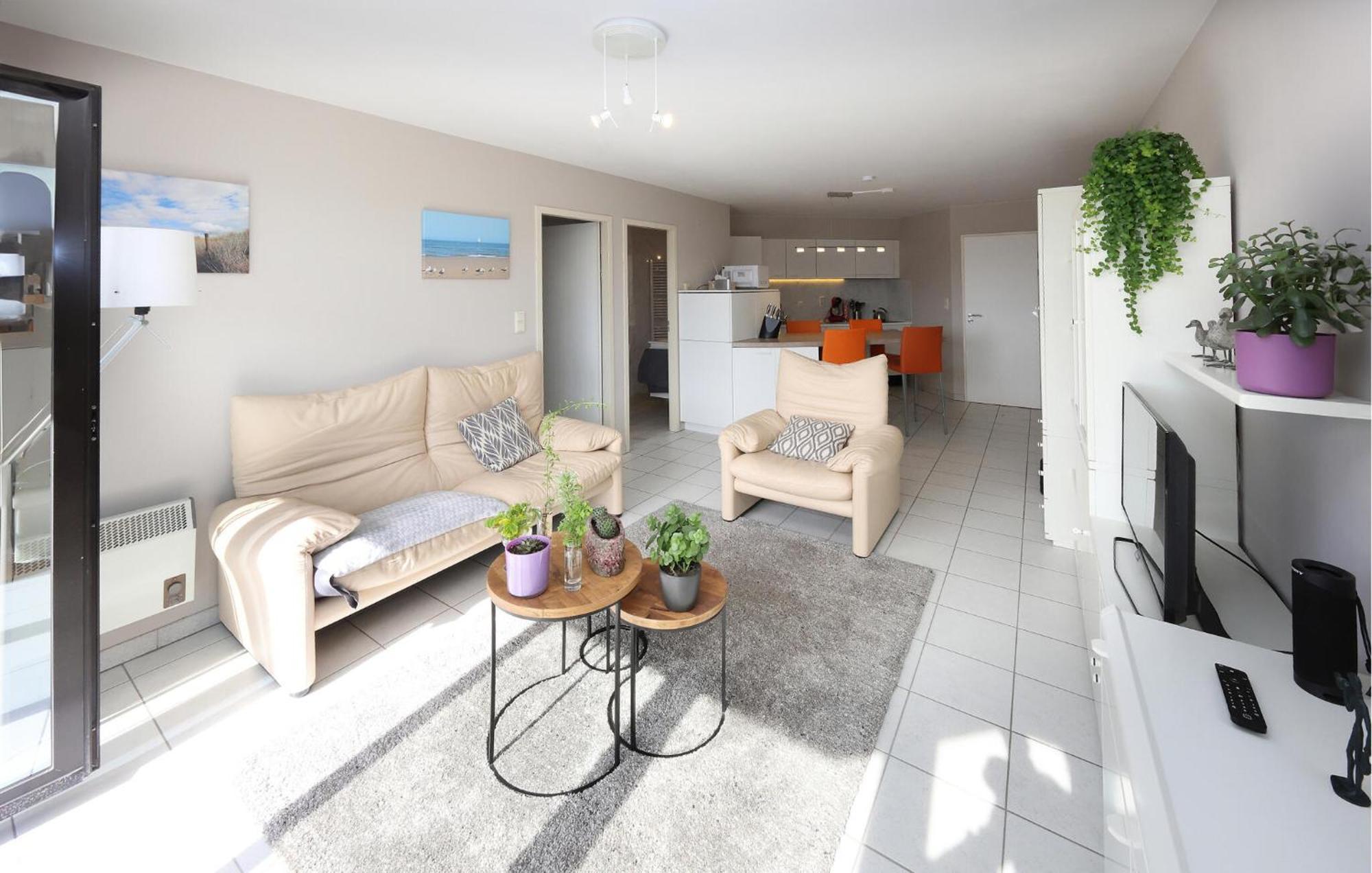 Lovely In With Kitchen Appartement *