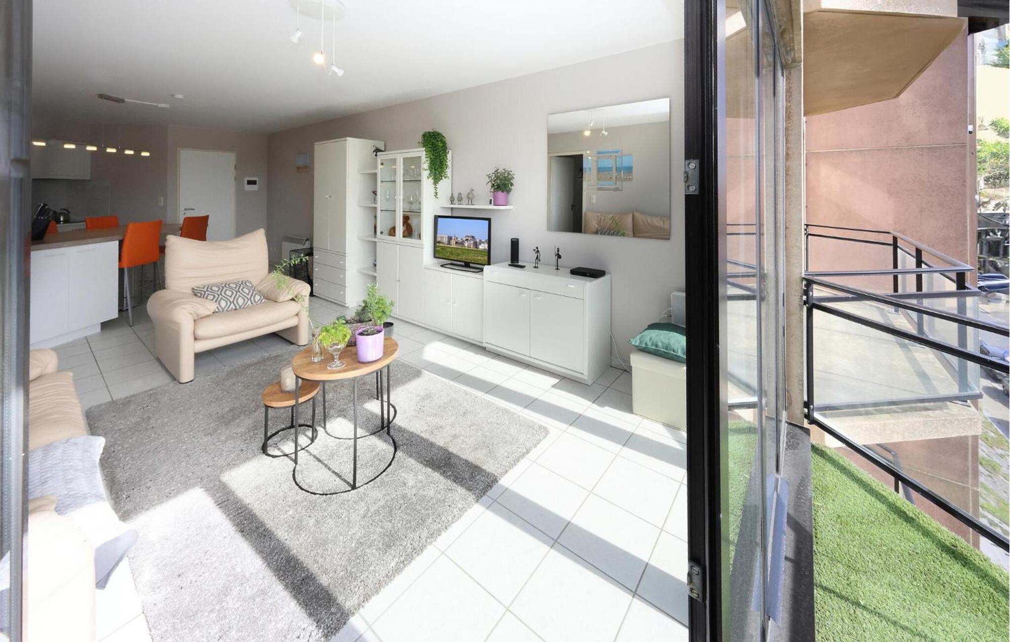 Appartement Lovely In With Kitchen *